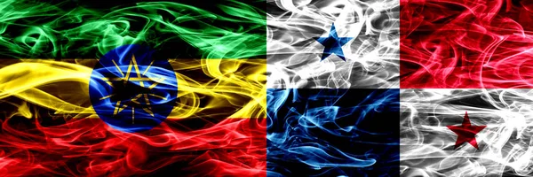 Etiópia Panamá Bandeiras Coloridas Fumaça Colocadas Lado Lado — Fotografia de Stock