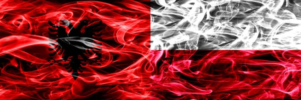 Albanië Polen Pools Roken Vlaggen Naast Elkaar Geplaatst Dikke Gekleurde — Stockfoto