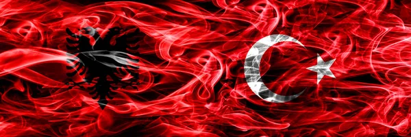 Albania Przeciwko Turcji Turecki Pali Flagi Umieszczone Obok Siebie Gruby — Zdjęcie stockowe