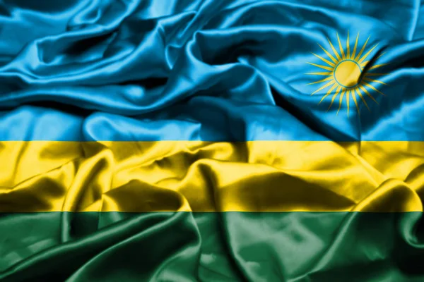Rüzgarda dalgalanan Ruanda bayrağı