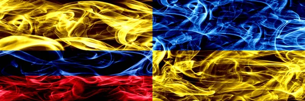 Colômbia Ucrânia Bandeiras Fumaça Ucraniana Colocadas Lado Lado Bandeiras Fumaça — Fotografia de Stock