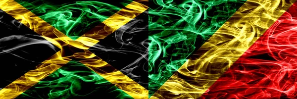 Jamaika vs Kongo, Kongolu bayrakları yan yana yerleştirilmiş duman. Kalın ipeksi duman bayrakları Jamaika ve Kongo, Kongolu renkli