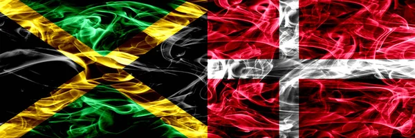 Ямайка Против Дании Датские Дымовые Флаги Размещенные Бок Бок Толстые — стоковое фото