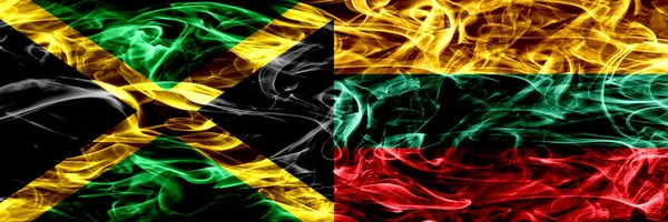 ジャマイカ リトアニア リトアニアの煙サイド サイド配置フラグ 厚い色のジャマイカとリトアニア リトアニア語の絹のような煙フラグ — ストック写真