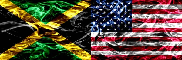 Jamaica Estados Unidos América Bandeiras Fumaça Americanas Colocadas Lado Lado — Fotografia de Stock