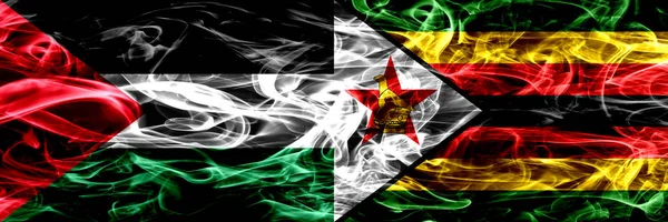 Palestine Zimbabwe Drapeaux Fumée Zimbabwéens Placés Côte Côte Drapeaux Fumée — Photo