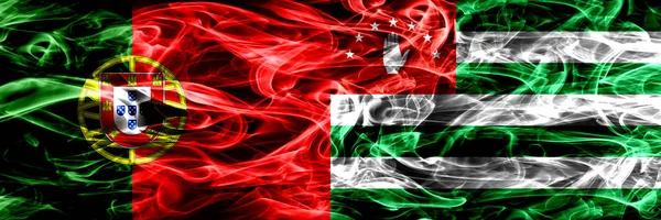 Portugália Abházia Abház Füst Zászlók Egymás Mellé Vastag Színes Füst — Stock Fotó