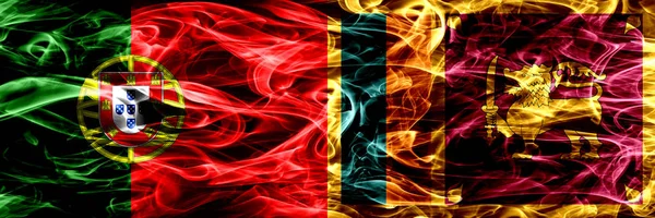 Проти Португалії Шрі Ланка Шрі Ланки Дим Прапори Розміщені Поруч — стокове фото
