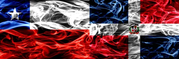Chile Chile República Dominicana Fumam Bandeiras Colocadas Lado Lado Conceito — Fotografia de Stock