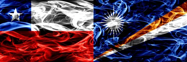 Banderas Chile Chile Islas Marshall Colocadas Una Lado Otra Mezcla — Foto de Stock