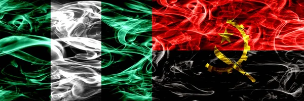Nigeria Nigeryjski Angoli Angoli Pali Flagi Umieszczone Obok Siebie Abstrakcja — Zdjęcie stockowe