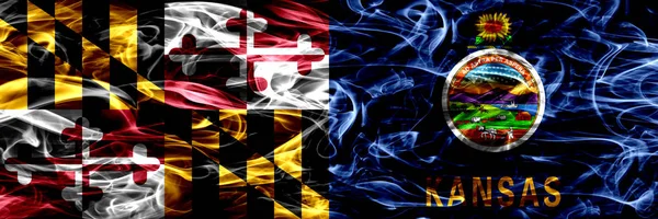 Bandeiras Fumaça Conceito Colorido Maryland Kansas Colocados Lado Lado — Fotografia de Stock
