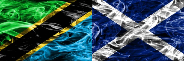 Танзанія Проти Шотландії Шотландський Дим Прапори Розміщені Поруч Товста Кольорові — стокове фото