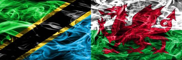 Tanzánia Wales Walesi Zászlók Egymás Mellé Füst Vastag Színes Füst — Stock Fotó