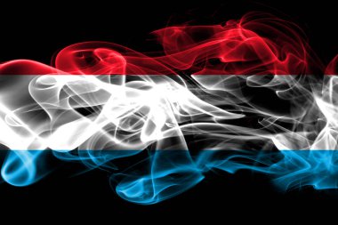 Renkli duman siyah arka plan üzerine izole Lüksemburg ulusal bayrak imal