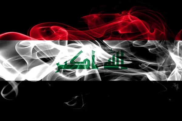 Nationalflagge Des Irak Aus Farbigem Rauch Isoliert Auf Schwarzem Hintergrund — Stockfoto