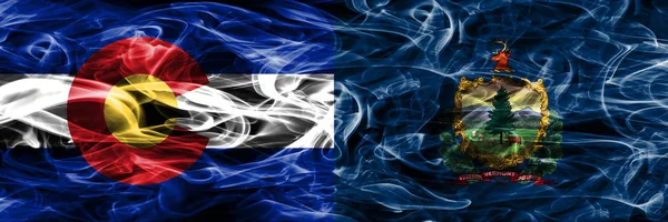 Colorado Vermont Bandiere Colorate Concetto Fumo Posto Fianco Fianco — Foto Stock