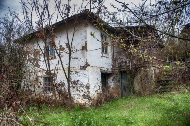Kırsal eski vintage terk edilmiş evde