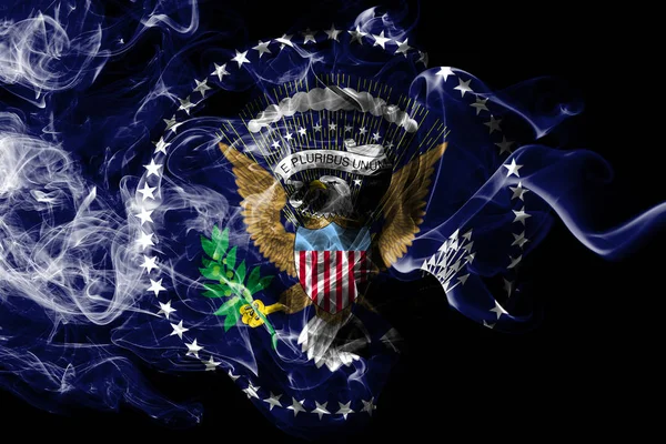 Presidente de los Estados Unidos bandera de humo del estado, Estados Unidos O —  Fotos de Stock