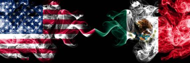 Amerika Birleşik Devletleri vs Meksika, Meksika dumanlı mistik bayrakları yan yana yerleştirilmiş. Kalın ipeksi duman bayrak Amerika ve Meksika, Meksika, renkli
