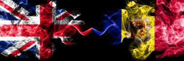 İngiltere vs Andorra, Andorra dumanlı mistik bayrakları yan yana yerleştirilmiş. Kalın ipeksi duman bayrak İngiltere ve Andorra, Andorra, renkli.