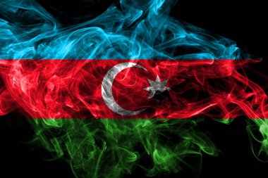Azerbaycan duman bayrağı siyah arka planda izole
