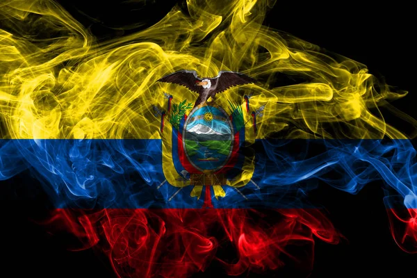 Ekwador dym flagi izolowane na czarnym tle — Zdjęcie stockowe