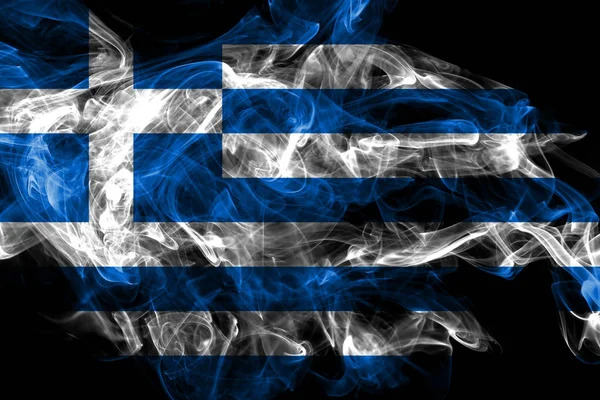 Bandera de humo de Grecia aislada sobre fondo negro — Foto de Stock