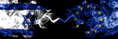 İsrail vs Avrupa Birliği, Ab dumanlı mistik bayraklar yan yana yerleştirilir. Kalın renkli ipeksi İsrail ve Avrupa Birliği, Avrupa bayrağı dumanlar