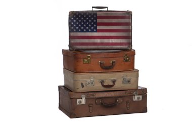 Amerika Birleşik Devletleri, Amerika, Amerika seyahat konsepti. Beyaz arka planda izole vintage bavul grubu.