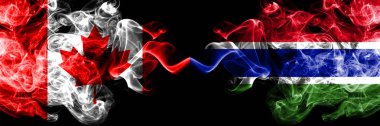 Kanada vs Gambiya, Gambiya dumanlı mistik bayraklar yan yana yerleştirilir. Kanada ve Gambiya, Gambiya kalın renkli ipeksi duman bayrakları.