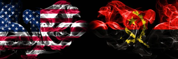 Estados Unidos de América, Estados Unidos vs Angola, Angolan background abstract concept peace smokes banderas . — Foto de Stock