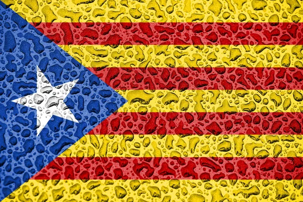 Bandera nacional de Cataluña hecha de gotas de agua. Concepto de temporada de previsión . —  Fotos de Stock
