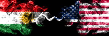 Kürdistan Amerika Birleşik Devletleri 'ne karşı, Amerikan duman bayrakları plaketi