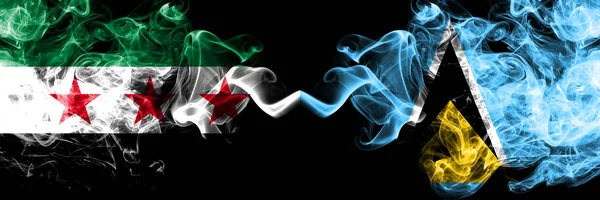 Syriska Arabrepubliken mot Saint Lucia rök flaggor placeras sida vid sida. Tjock färgad silkeslen rök flaggor Syrien opposition och Saint Lucia — Stockfoto