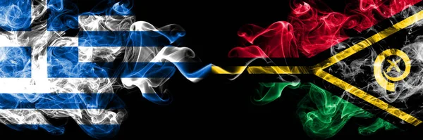 Řecko Vanuatu Kouřové Mystické Vlajky Umístěné Bok Boku Silné Barevné — Stock fotografie