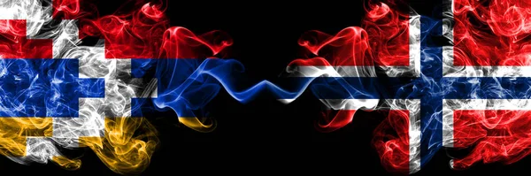 Nagorno Karabakh Artsakh Noruega Bandeiras Místicas Fumegantes Norueguesas Colocadas Lado — Fotografia de Stock