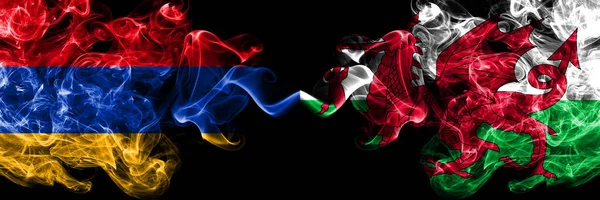 Armenia Mot Wales Walisiske Mystiske Flagg Plassert Side Ved Side – stockfoto