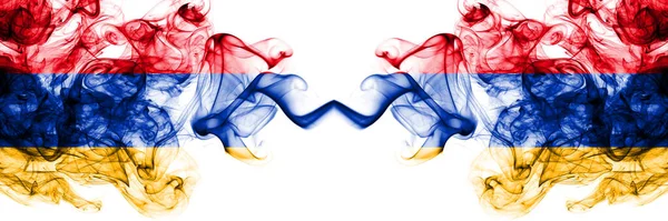 亚美尼亚对亚美尼亚 亚美尼亚烟熏神秘主义旗帜并排放置 浓密的彩色丝状抽象烟旗 — 图库照片