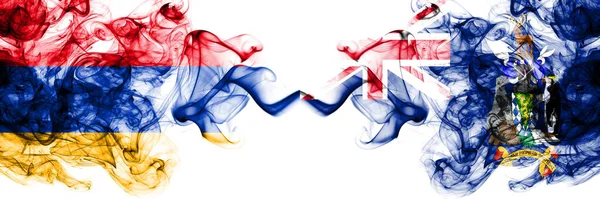 Armenien Storbritannien Sydgeorgien Och Sydsandwichöarna Rökiga Mystiska Flaggor Placerade Sida — Stockfoto