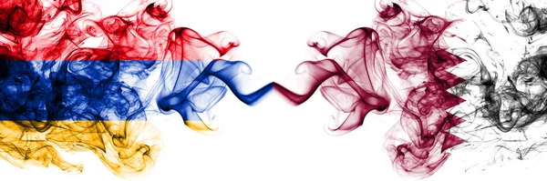 Arménie Katar Katari Kouřové Mystické Vlajky Umístěny Bok Boku Silné — Stock fotografie