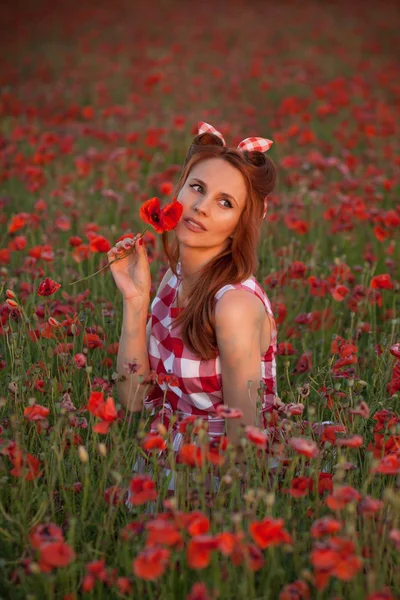 Pretty Young Woman Walking Outdoors — стоковое фото