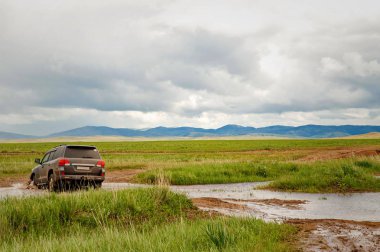 Gezide tepe ve off road ekspres araba ile Manzara