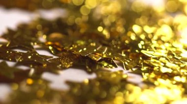 Sihirli altın yıldızlar ve pırıltılar