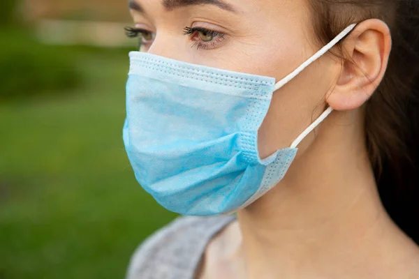 Portrait of Beautiful Women In A Medical Mask — Stock Photo, Image