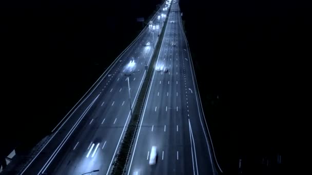 Ruch na autostradzie w nocy. Upływ czasu, Uhd 4k — Wideo stockowe