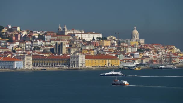 Lisboa ciudad vieja, Portugal. 4K, UHD — Vídeo de stock