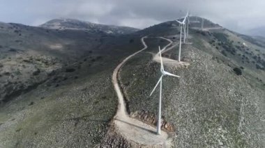Uçan türbinleri Rüzgar enerji santrali, dönen tarafından. Hava atış, Uhd