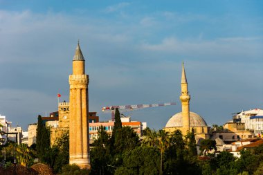 Antalya şehir güzel minare ile histroical parçası