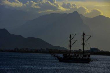 Akdeniz'de Antalya Şehir Türkiye'deki turistik gemide